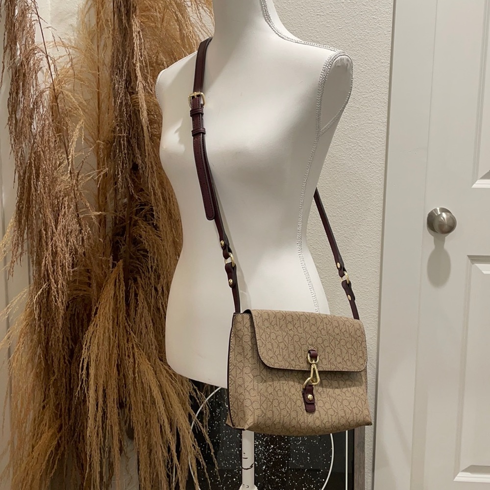 Calvin Klein Crossbody bag